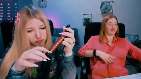 juli kisss online show from February 14, 2025, 4:47 am