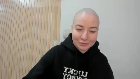 Snapshot of julia_bright chatting on April 10, 2026, 2:22 pm julia bright online show from April 10, 2026, 2:22 pm