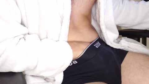 Snapshot of julia_official chatting on September 25, 2025, 9:18 pm julia_official online show from September 25, 2025, 9:18 pm