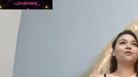 Juliana online show from April 10, 2026, 2:17 am