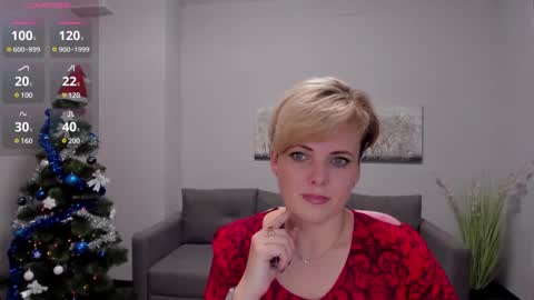 Julia online show from December 25, 2024, 4:43 pm