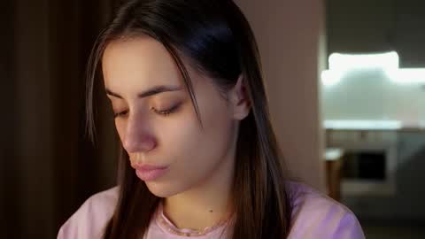 Snapshot of juliacontrol chatting on March 1, 2026, 2:52 pm Molly online show from March 1, 2026, 2:52 pm