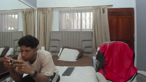 Snapshot of julian_billy chatting on February 13, 2025, 6:48 pm julian billy online show from February 13, 2025, 6:48 pm