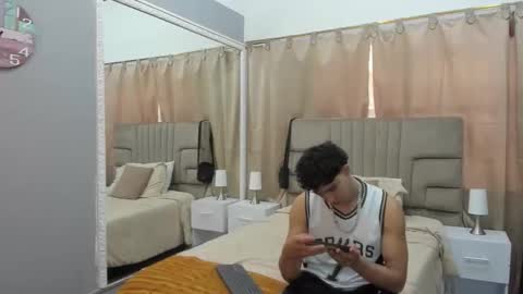 Snapshot of julian_billy chatting on March 10, 2025, 2:48 pm julian billy online show from March 10, 2025, 2:48 pm