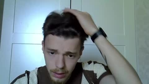 julian_velvet online show from July 17, 2026, 1:18 pm