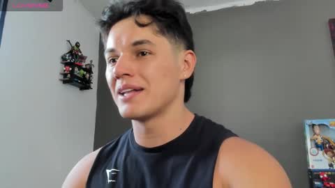 Snapshot of julian_wallace1 chatting on May 20, 2026, 7:20 pm julian_wallace1 online show from May 20, 2026, 7:20 pm