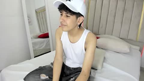 Julian online show from February 6, 2026, 8:01 pm