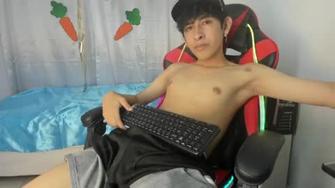 Julian online show from April 10, 2026, 7:07 pm