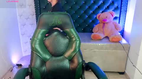 Snapshot of juliana_diamond_ chatting on July 8, 2026, 3:22 am juliana_diamond_ online show from July 8, 2026, 3:22 am