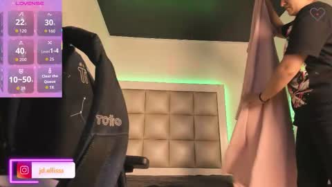 Snapshot of juliana_js_ chatting on September 29, 2025, 12:10 pm juliana_js_ online show from September 29, 2025, 12:10 pm