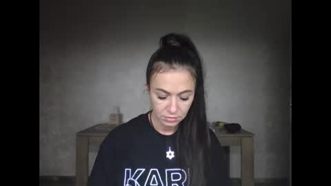 Snapshot of julianagold1 chatting on December 8, 2024, 2:52 pm julianagold1 online show from December 8, 2024, 2:52 pm