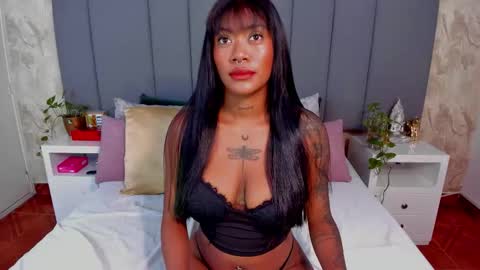 Snapshot of julianamiller chatting on September 25, 2025, 3:10 am juli online show from September 25, 2025, 3:10 am