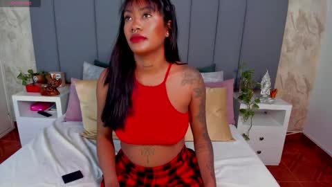 Snapshot of julianamiller chatting on October 20, 2025, 12:55 am juli online show from October 20, 2025, 12:55 am