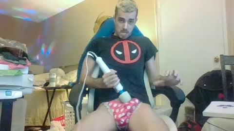 Snapshot of julianjj2001 chatting on October 29, 2025, 2:03 am julianjj2001 online show from October 29, 2025, 2:03 am