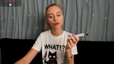 Yulya online show from March 11, 2026, 4:18 am