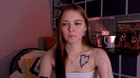 julidropp online show from December 4, 2025, 7:33 pm