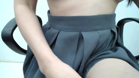 julie9x online show from July 7, 2026, 7:23 am
