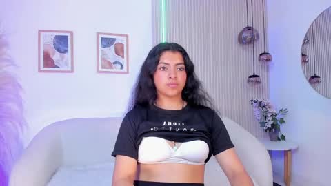 Snapshot of julie_devani chatting on November 15, 2025, 8:05 pm julie_devani online show from November 15, 2025, 8:05 pm