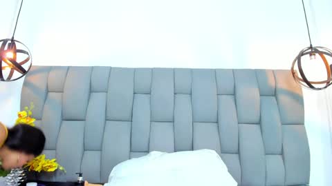 Julieehabubu online show from March 26, 2026, 10:37 pm