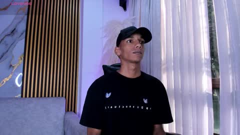 Julien online show from November 17, 2025, 12:00 pm