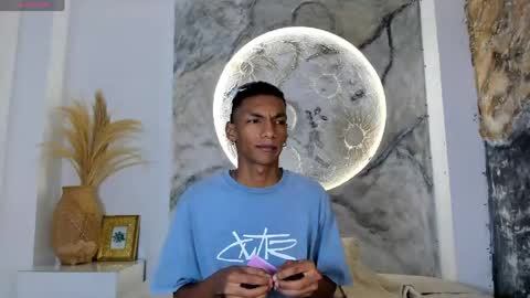 Julien online show from April 14, 2026, 11:38 am