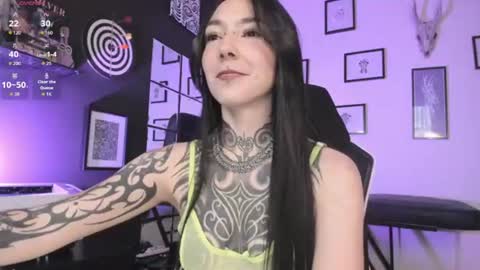 Snapshot of juliet_sourire chatting on July 17, 2026, 8:14 pm juliet_sourire online show from July 17, 2026, 8:14 pm