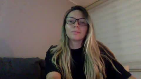 Snapshot of julieta0623 chatting on July 15, 2026, 2:06 am julieta0623 online show from July 15, 2026, 2:06 am