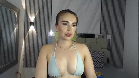 Snapshot of julieta__fox_ chatting on September 13, 2025, 2:22 am julieta__fox_ online show from September 13, 2025, 2:22 am