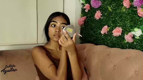 Juli online show from January 10, 2026, 7:48 pm