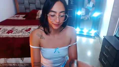 julieta art1 online show from March 8, 2025, 2:01 am