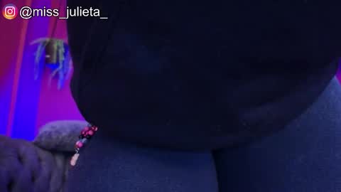  Julieta  online show from May 26, 2026, 11:39 am