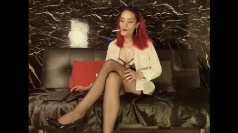 Julieta wall online show from October 3, 2025, 3:25 am