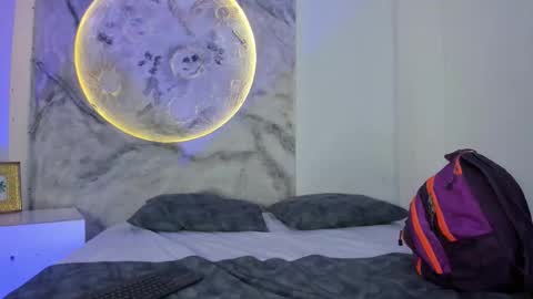 julietakane online show from March 1, 2026, 5:53 am