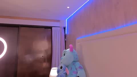 Julieta Vargas online show from October 17, 2025, 3:36 pm