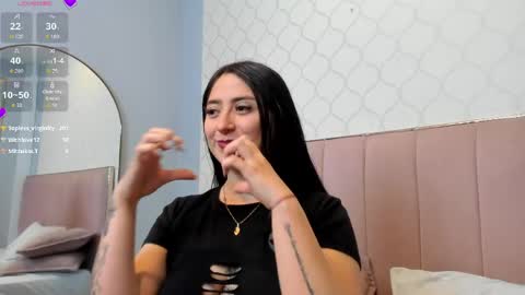   online show from April 18, 2026, 7:58 pm