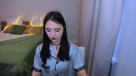 juliettemonli online show from June 17, 2026, 11:34 am