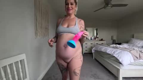 Julie online show from December 6, 2024, 5:55 pm