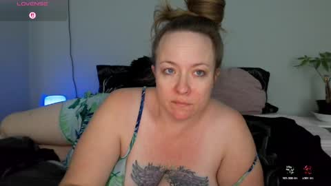 Juli Monroe online show from April 18, 2026, 5:00 am