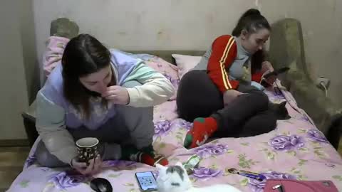 Snapshot of juliya_katie chatting on December 28, 2024, 7:22 pm Juliya Katie online show from December 28, 2024, 7:22 pm