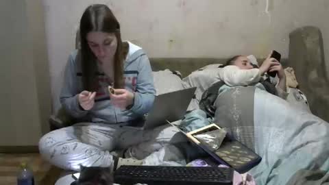 Snapshot of juliya_katie chatting on November 1, 2025, 6:54 pm Juliya Katie online show from November 1, 2025, 6:54 pm