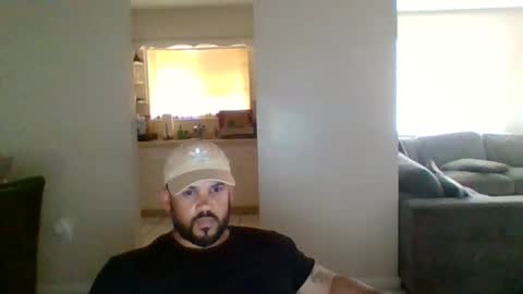 juln489 online show from January 21, 2025, 8:43 pm