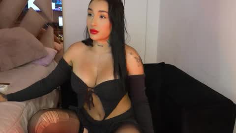 Snapshot of july__villa chatting on November 13, 2025, 9:36 pm JULY HELP ME GET TO THE 100 LIKES online show from November 13, 2025, 9:36 pm