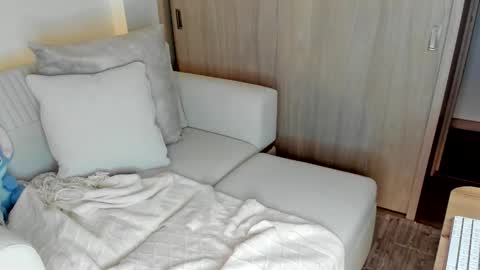 july_correa online show from January 15, 2026, 10:13 pm