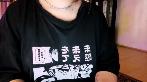 Snapshot of july_slowdive chatting on January 14, 2025, 11:42 am Julie online show from January 14, 2025, 11:42 am