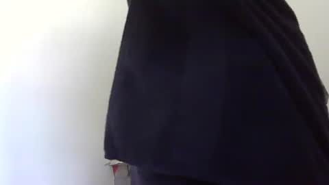 jungel_boy online show from May 2, 2026, 7:13 am