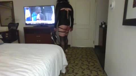 Nicki xdressingslut online show from April 18, 2026, 12:53 pm