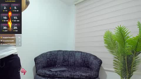 Snapshot of juniormorris_ chatting on March 17, 2026, 1:32 am Junior online show from March 17, 2026, 1:32 am