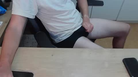 junk2711 online show from July 11, 2026, 8:11 pm