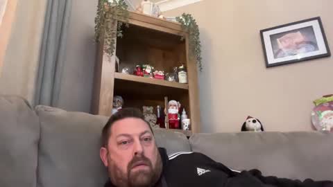 Snapshot of junky345 chatting on December 12, 2024, 7:15 pm Junky online show from December 12, 2024, 7:15 pm