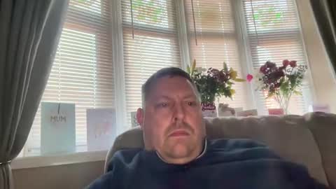 Snapshot of junky345 chatting on February 6, 2025, 9:43 am Junky online show from February 6, 2025, 9:43 am